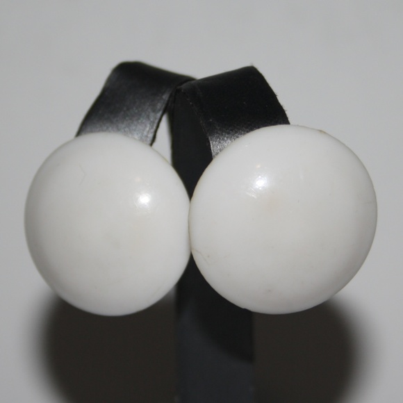 Vintage Jewelry - Large vintage white clip on earrings